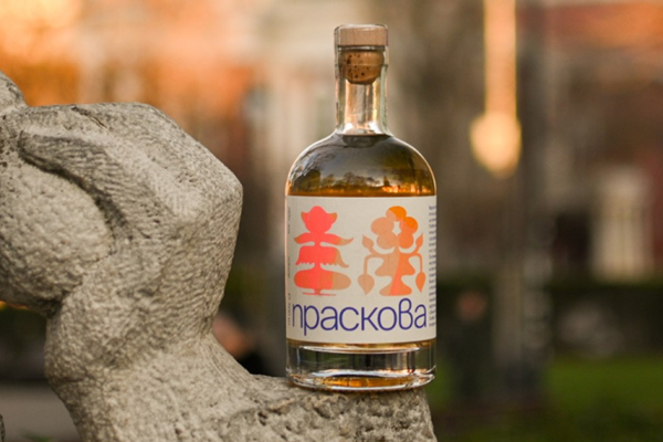 Ликьор от праскова